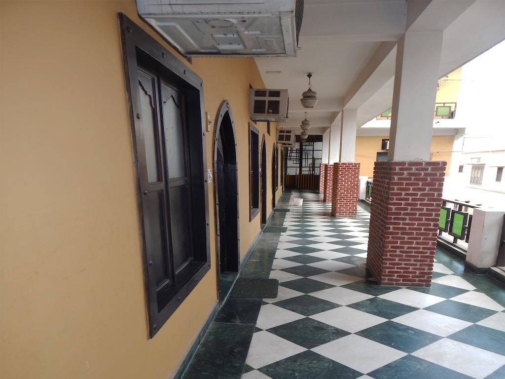 Hotel Chitra Heritage Haridwār Exterior foto