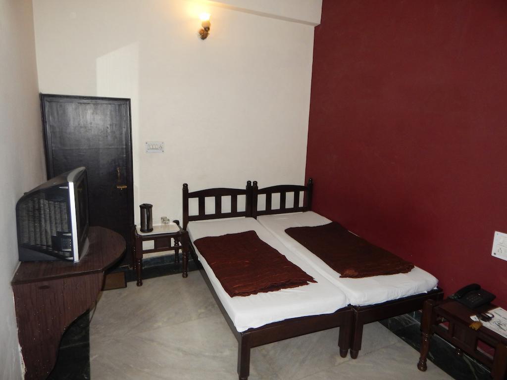Hotel Chitra Heritage Haridwār Exterior foto
